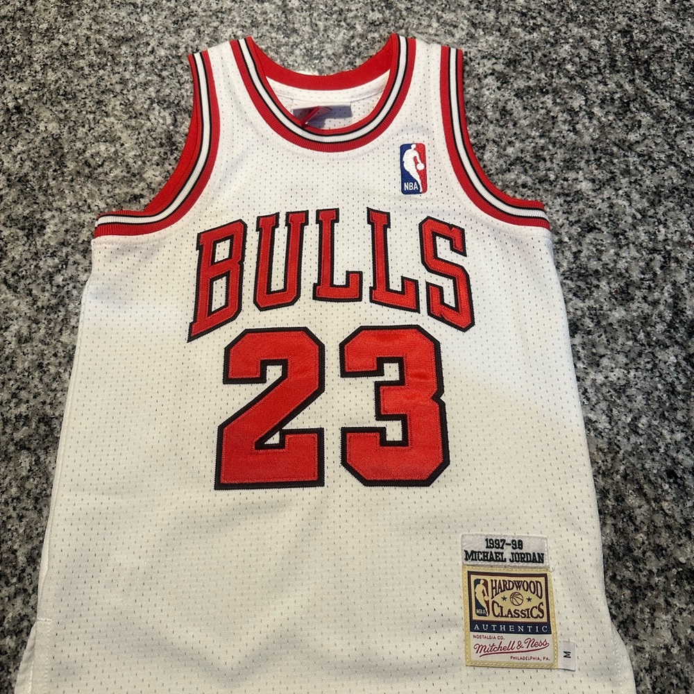 Preschool Chicago Bulls Michael Jordan Mitchell & Ness White 97/98